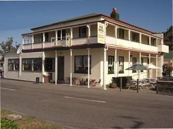 Hotel The Pier 2*